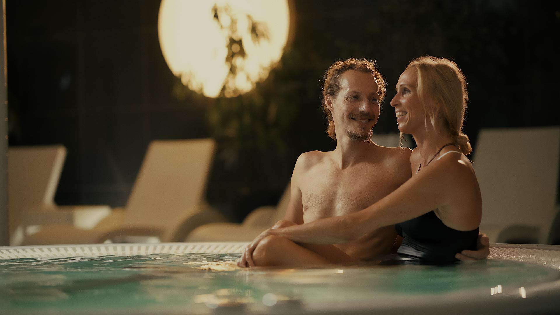 Абонементы в СПА-зону для взрослых и детей